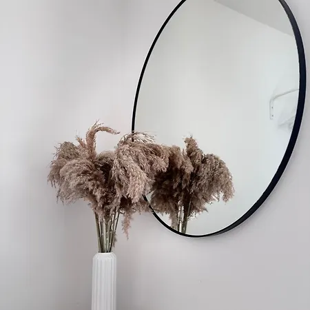 Modern & Stylish 1-Bed Apartment Near Old Trafford And Central Manchester-3